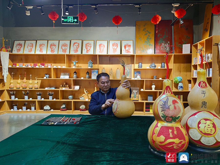 麦穗型|走基层·“新”年味｜葫芦上的年味——泰安非物质文化遗产“泰山杨氏葫芦雕刻技艺”