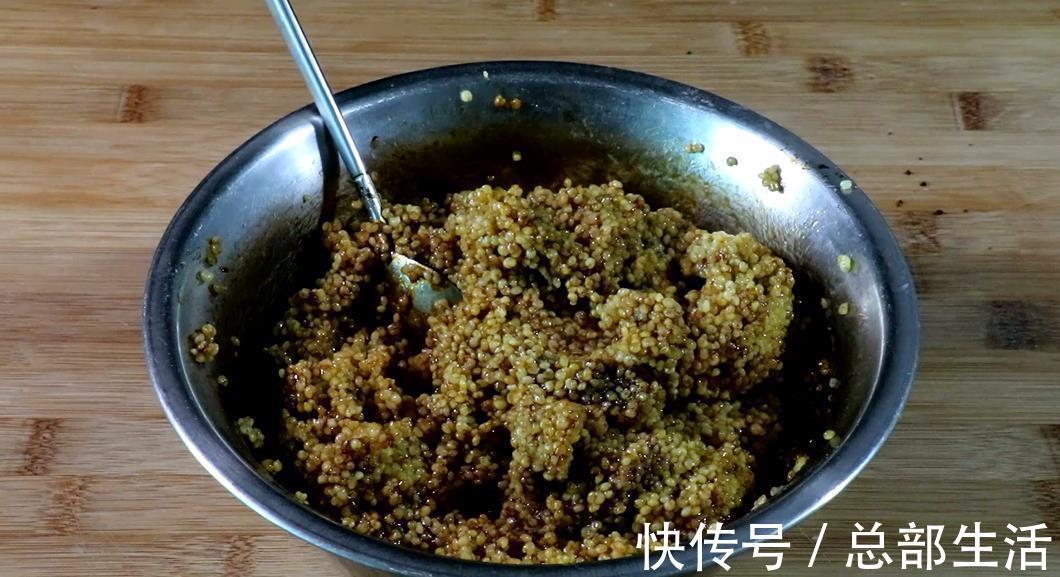 做法|面粉别只会蒸馒头，教你一种新做法，松软香甜，一顿5个不够吃