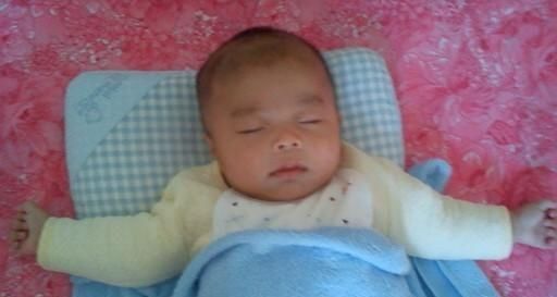 性早熟|警惕8岁女孩骨垢线就闭合,罪魁祸首很常见,家长却经常忽略