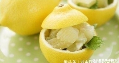 提个醒吃了柚子一小时内,切忌再碰此物,吃了就是自找难受