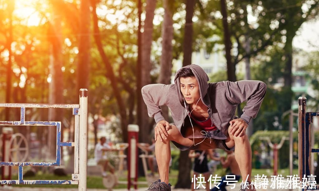 关节|深蹲伤膝盖未必，深蹲这4个魅力，因为你不练，所以不懂