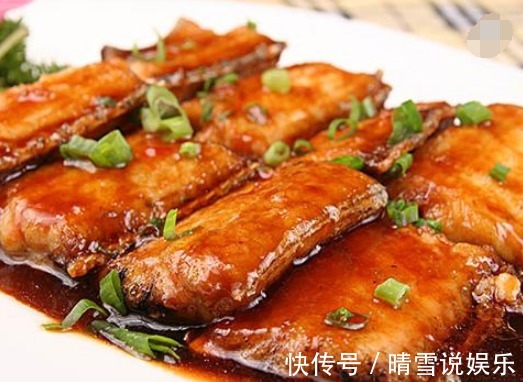 油炸带鱼不香脆教你一个小秘方，加点“它”，又香又脆十分美味
