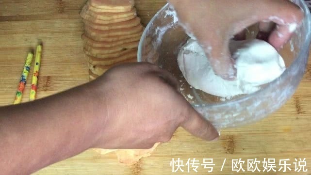 红薯|爱吃红薯的别错过哦，农村大妈都这样吃的，软糯香甜，孩子超爱吃