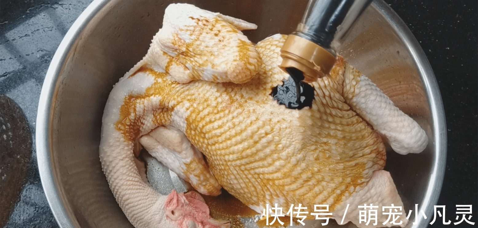 鸡肉|鸡肉这样做好吃不油腻，4斤鸡5个果，出锅色香味俱全，待客真有面