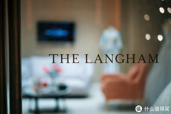 玫瑰|旅行其实很简单 篇九百八十七:入住送粉色玫瑰,整家酒店都是Pink!Pink!Pink!