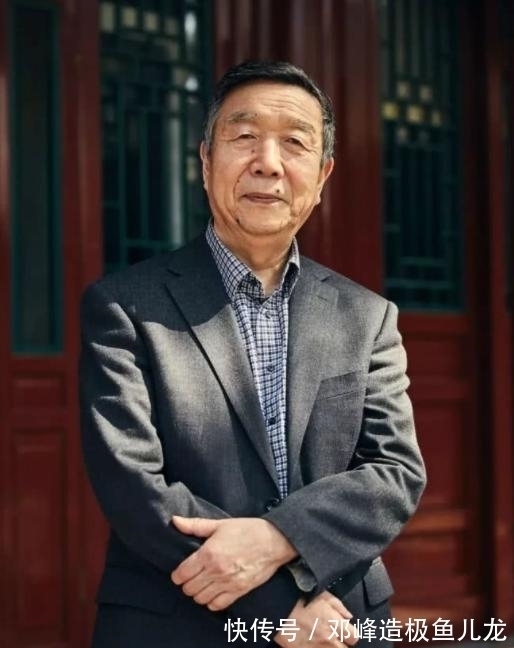 阿q&读了四十多年鲁迅,越发看到他的力量与不朽