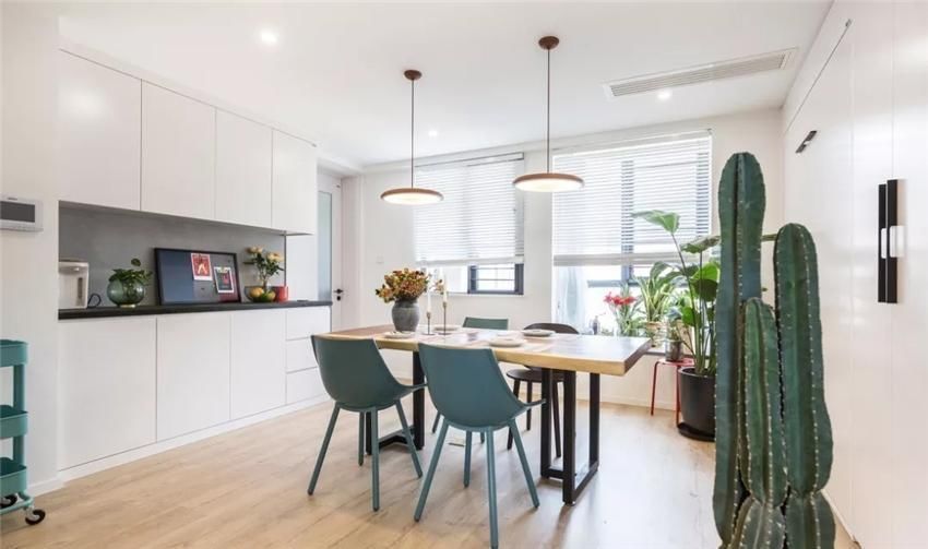 地儿|家里墙上一定掏10cm洞,可惜太多人不知道,比柜子实用省地儿