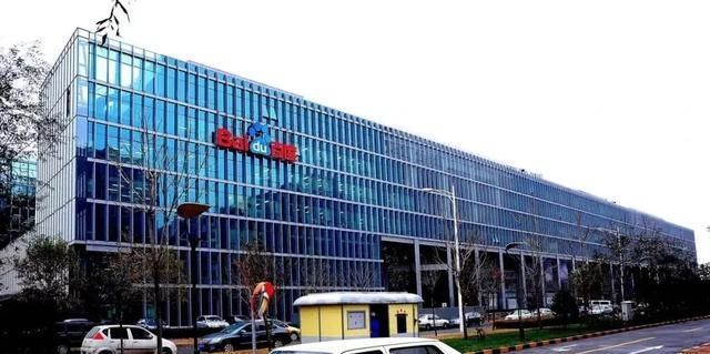 互联网|房地产跌倒,互联网大佬吃饱?