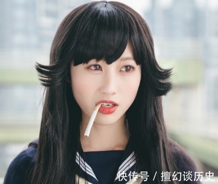 表情包|00后神级cos早川京子,全是表情包,等身照真的被惊艳了!