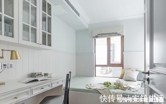 玄关|146㎡新房,老公坚持在阳台砌鱼池造假山,完工后我闭嘴了,真美
