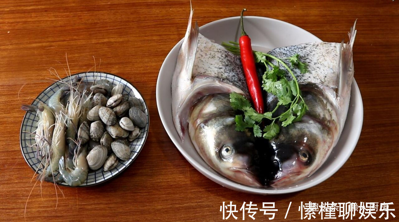 教你鱼头的特别做法,与剁椒鱼头有很大区别,更营养美味