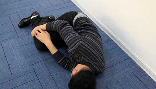 信号|假如一个人得了癌症，身上其实是有信号的，晚上就会有3点异常