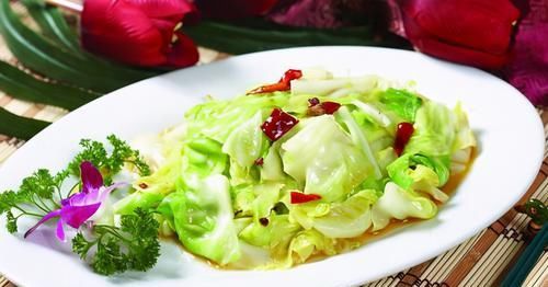 人到中年推荐常吃3种食物，补血益气，滋阴润燥，排出子宫污血！