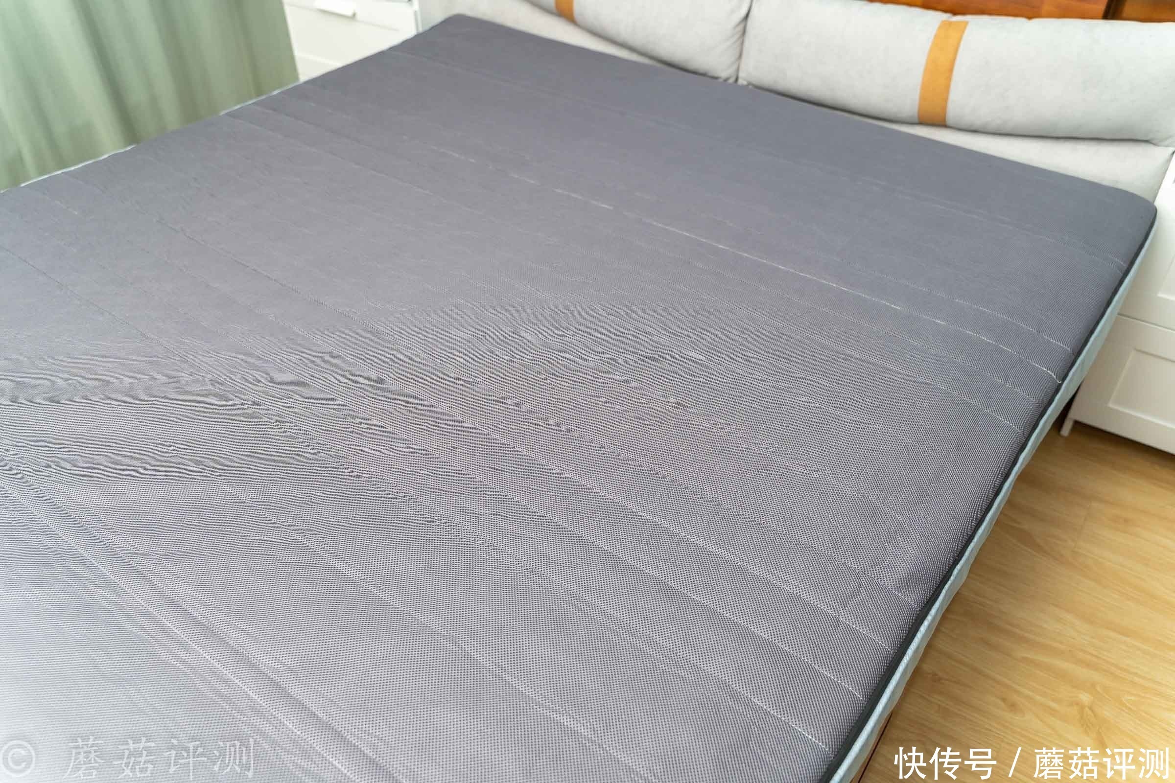 床垫|软硬兼具,好睡舒适、网易云舒零压感软硬两用弹簧床垫 体验评测