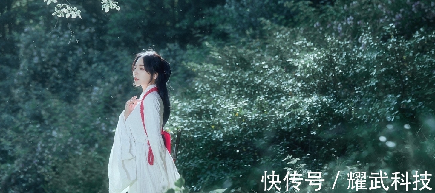 南飞雁&词·八阕丨心事暗沉浮。良宵依旧,三分惆怅,一缕闲愁