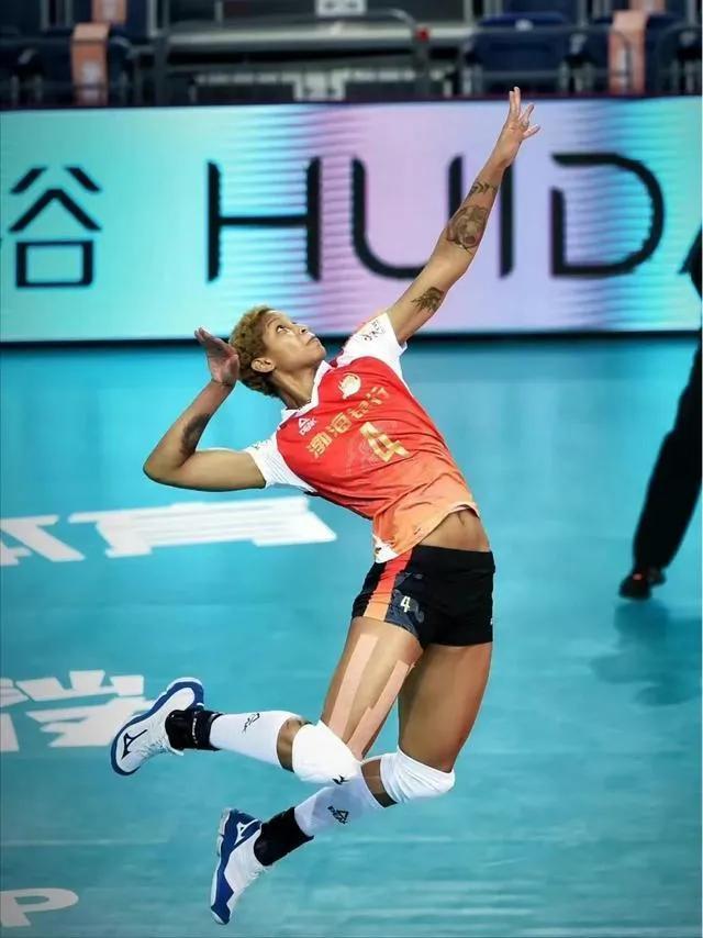 瓦尔加斯|轰178分高居榜首！女排黑珍珠火力比天津外援强，龚翔宇压力来了