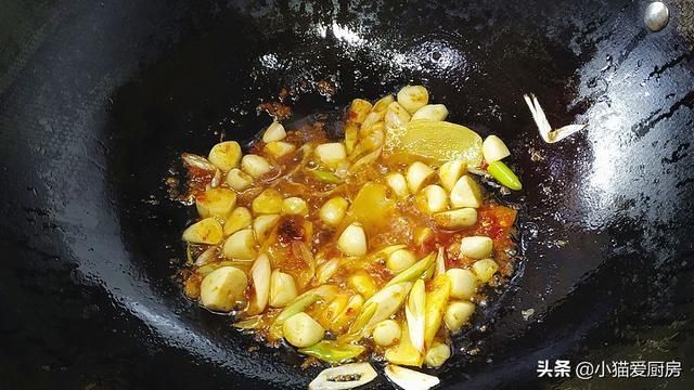  2克|教你做非常简单的砂锅焖草鱼，不用煎也不用油炸，好吃特下饭