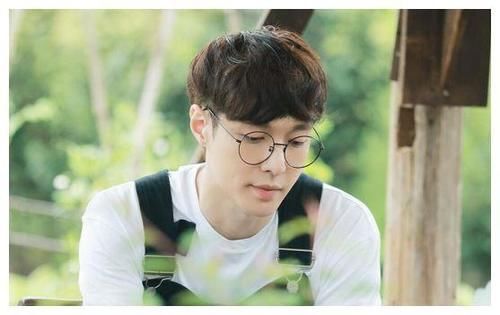 蘑菇|张艺兴曝最怕黄渤突然的关心， 离开蘑菇屋就被派任务了， 原因超好笑