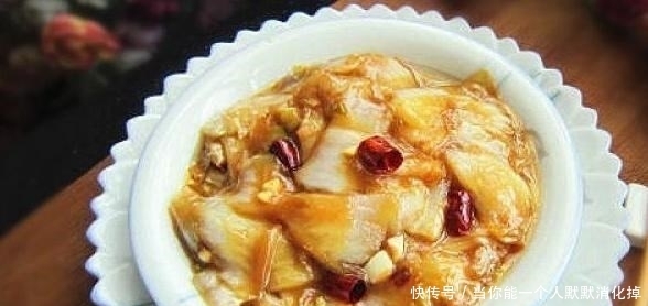 炒白菜时,牢记“3窍门”,白菜炒好爽脆可口,和饭店的一样好吃