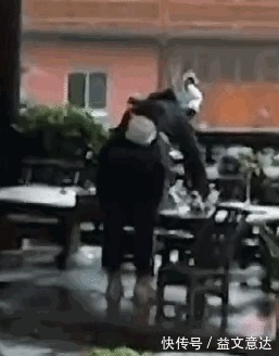 《向往》造假嚴(yán)重蘿卜現(xiàn)種的,魚塘現(xiàn)挖的,全靠工作人員搞衛(wèi)生