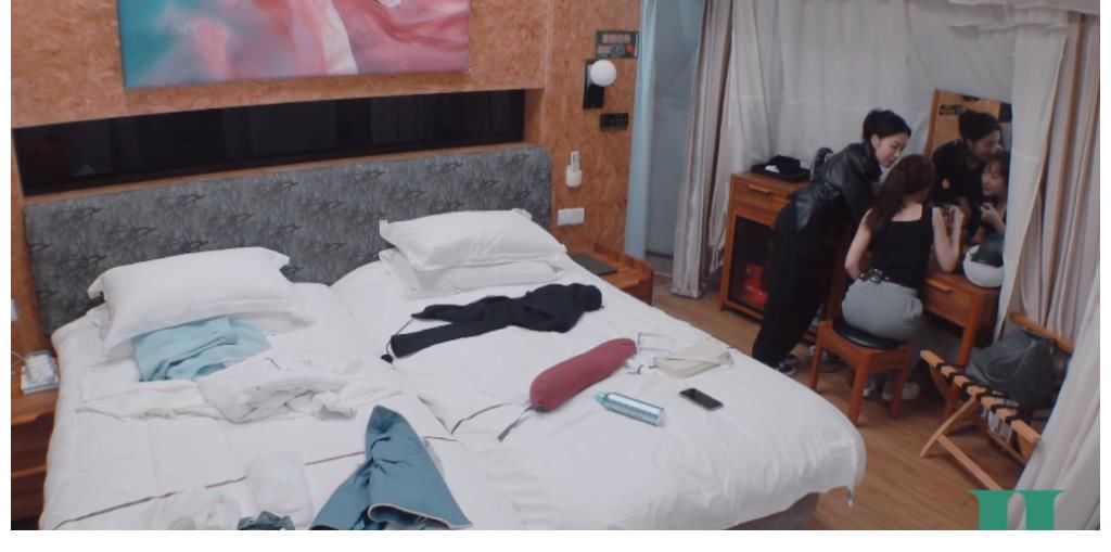 半熟恋人:两位女生被冷落的原因找到了,一个太通透,一个太偏激