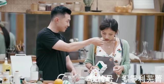 《我們戀愛吧》三個大男孩與一個男人,情感微妙變化中