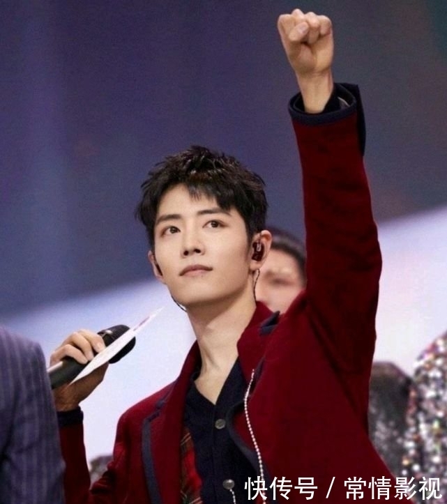 肖战官宣加盟东方卫视春晚,一起来看一看肖战参加过的晚会舞台