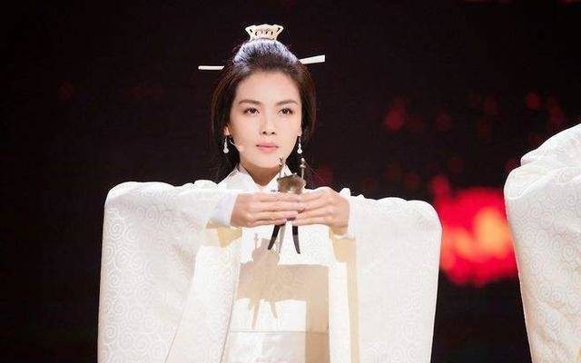 中国古代后妃之最:妇好vs武则天,谁才是真正的人生赢家?