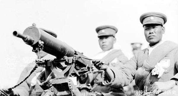 军阀|西北军首领冯玉祥,是如何从一个小兵做到割据一方的大军阀