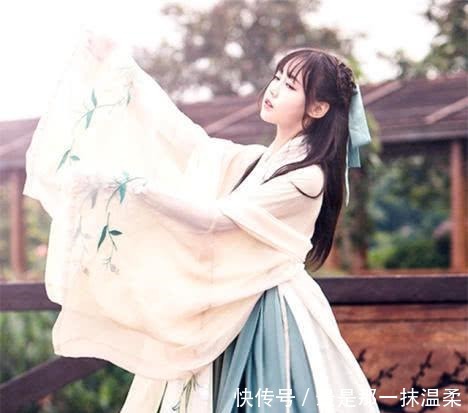 穿越回古代,你想穿哪款古装闯荡江湖测你前世是什么身份!