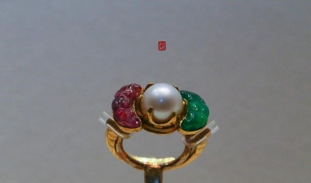 珠宝戒指 古代的金镶珠宝戒指有多溜,从宝石到猫眼石,你想不到的全都有!