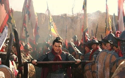 呼延灼#宋朝的6大名将,个个跟梁山好汉一样厉害,一老头竟和林冲打平手!