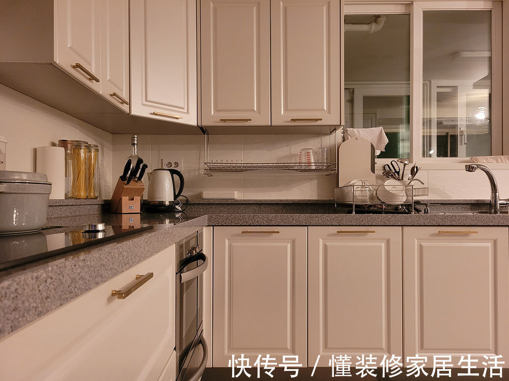 书桌|第二套房子装修有经验了，抛弃多余的设计，时刻保持空间整洁有序