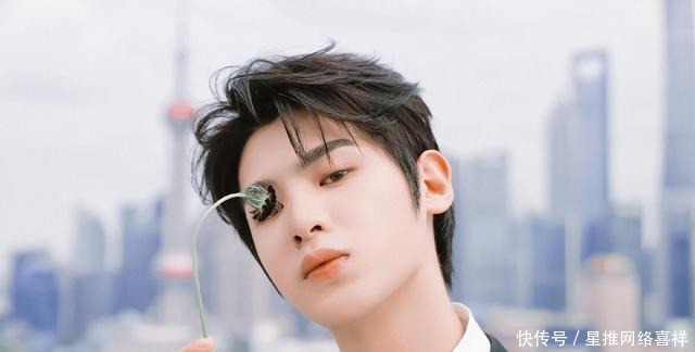 《极限挑战》第七季官宣定档,黄明昊加盟,元老王迅沦为边缘角色