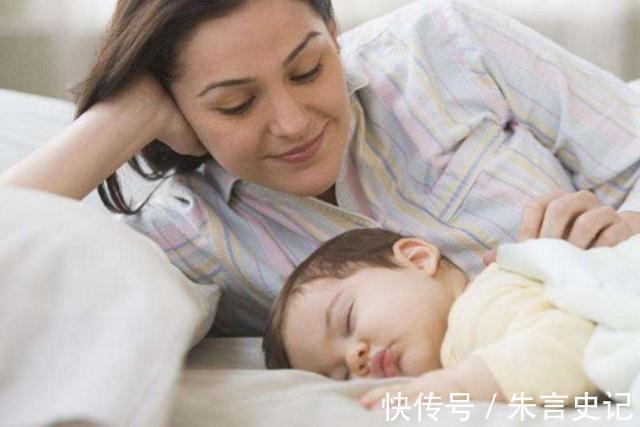 消化系统|七个月宝宝被哄成脑瘫,这些常见的哄娃方式,家长尽量别做