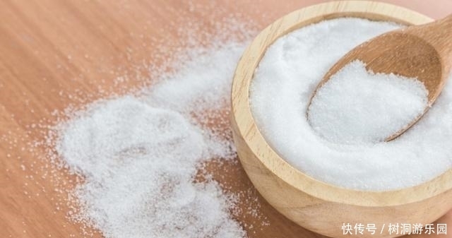 “降低”高血压只是少吃盐?或许少吃3类食物,血管才更健康