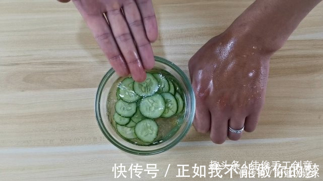 黄瓜|黄瓜用开水泡一泡真厉害，我也是才知道，省钱又实用学学吧