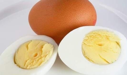 煮鸡蛋不要再直接下锅了,学会正确方法,鸡蛋又香又嫩好剥壳