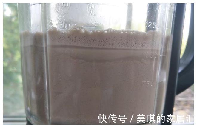 美味|破壁机食谱,3样食材放入破壁机,出锅香浓美味,秋天特别适合喝