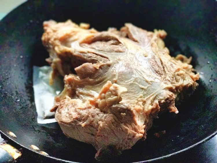 想吃卤牛肉不用再出去买了，自己在家做，味道真赞