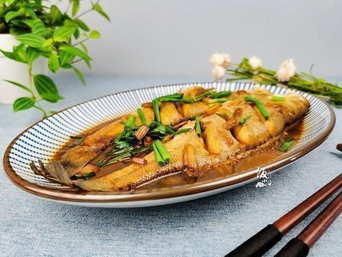 鱼肉|红烧海鱼时,记住“4个1”,做出来的鱼肉没有腥味,鲜嫩好吃