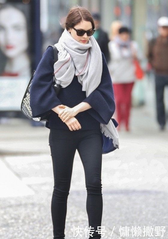 暖冬|冬天怎么能少得了围巾?简约又大方,带你开启暖冬之旅