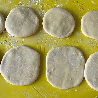 圣诞苹果肉桂雪花面包