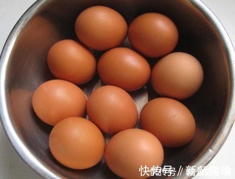 流油|腌咸鸡蛋只放盐就错了，多加3个步骤，鸡蛋个个流油起沙，吃着香