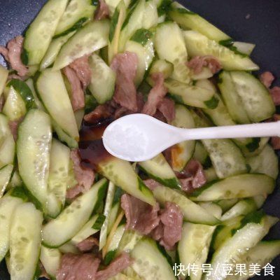 水淀粉|#少盐饮食 轻松生活#青瓜炒肉