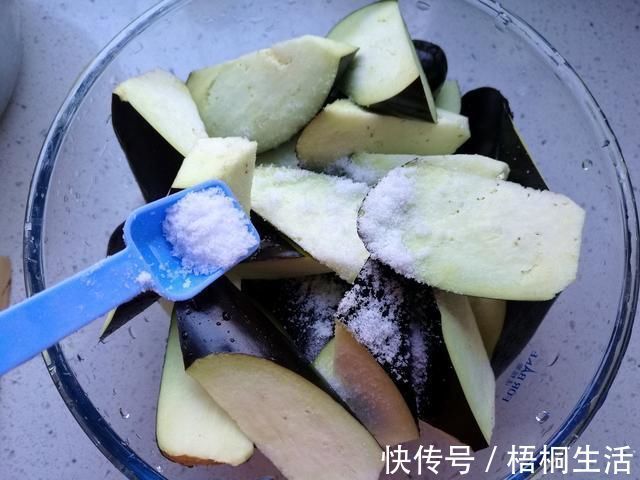 面条|烧茄子,我最喜欢这做法,少油健康,拌米饭浇面条味道绝了