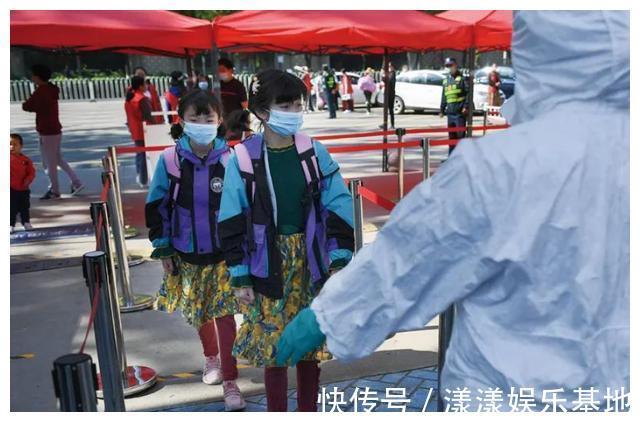 丈夫|60岁失独母亲冒死生双胞胎,被问是否后悔:早知如此会三思而后