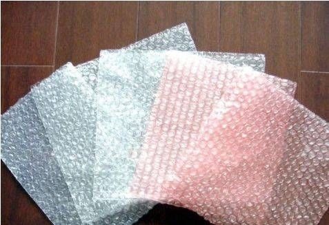 快递“气泡垫”千万不要扔，放卫生间和厨房特实用，解决了很多家庭的烦恼