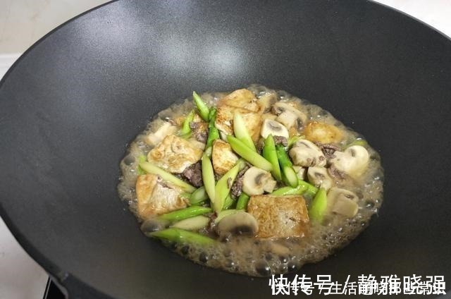 一家3口4个菜,好吃不贵天天不重样,生活有仪式感,中年的浪漫