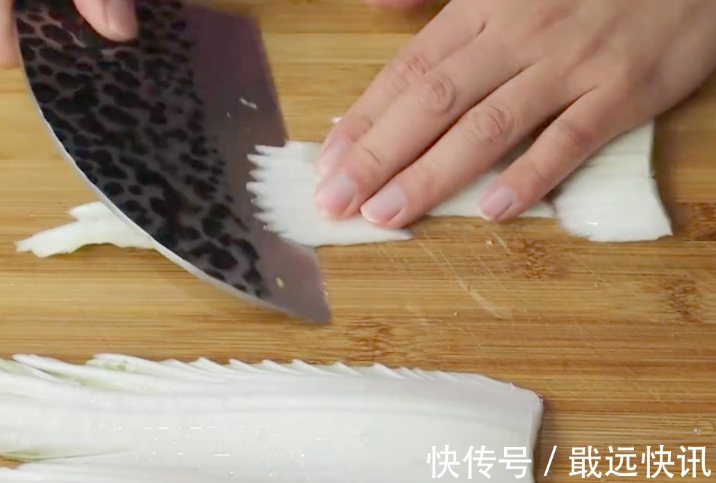 下饭|半颗白菜1把粉丝,简单一做,鲜香美味,白菜清脆,超级下饭